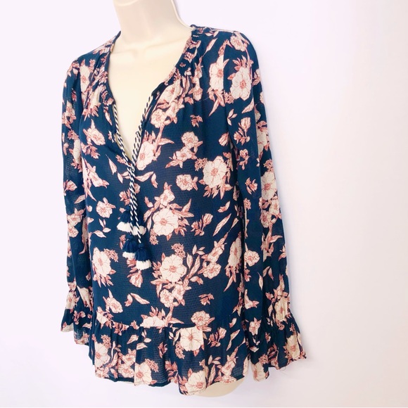 Jessica Simpson Navy Floral Popover Top - Picture 3 of 16